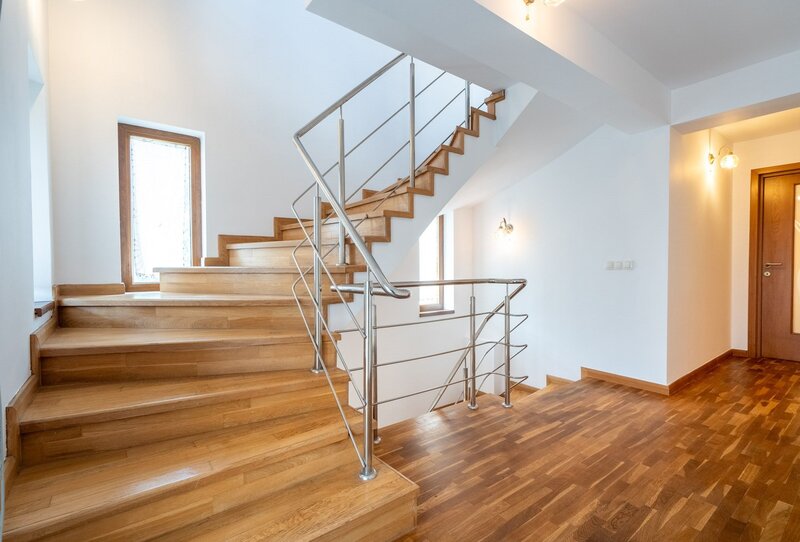 Baneasa, Dobrogeanu Gherea, Garlei, comision 0%, casa P+1+M, 6 camere, curte 550 mp.