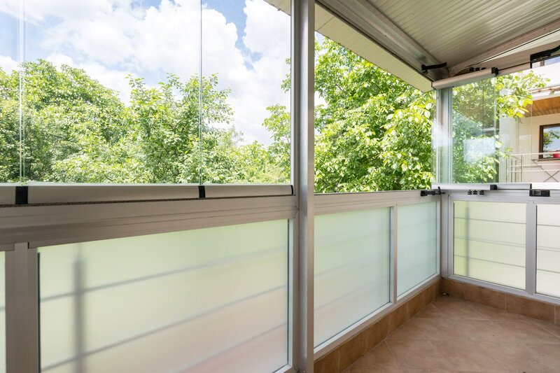 Baneasa, Dobrogeanu Gherea, Garlei, comision 0%, casa P+1+M, 6 camere, curte 550 mp.